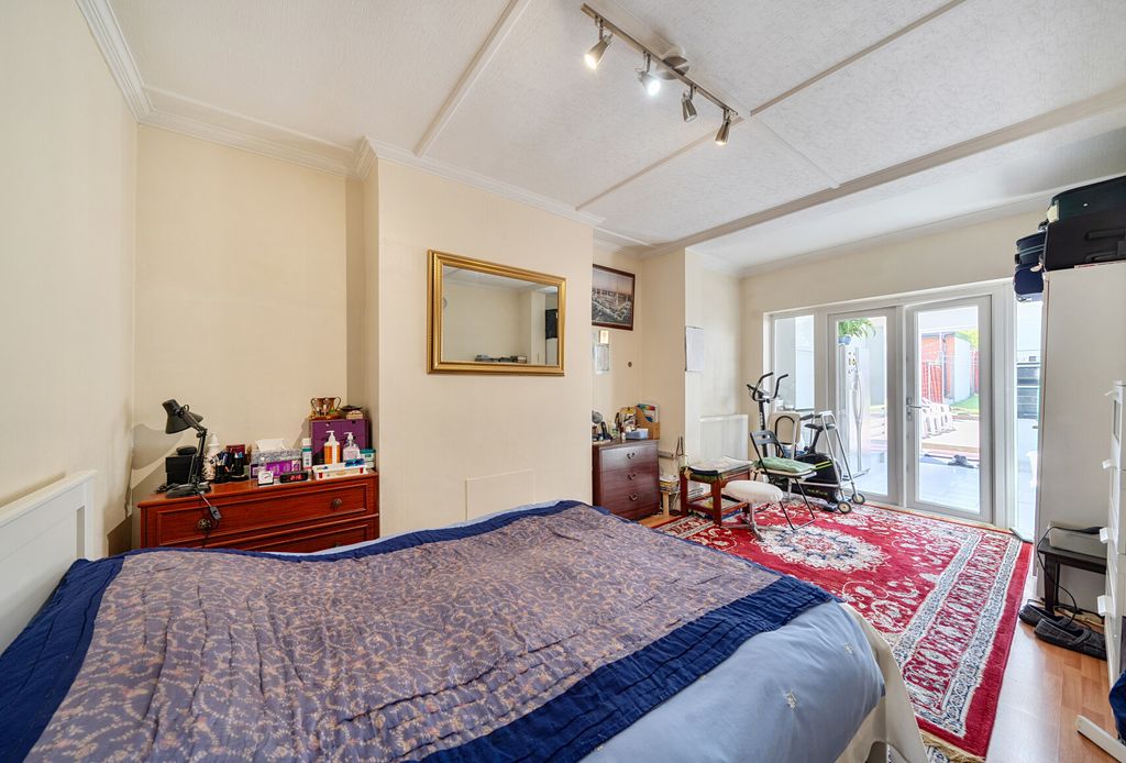 Property photo 3 of 14 1482892-10-6A3Be0...