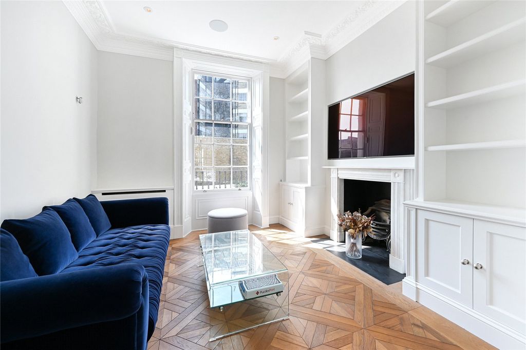 Property photo 2 of 18 Reception