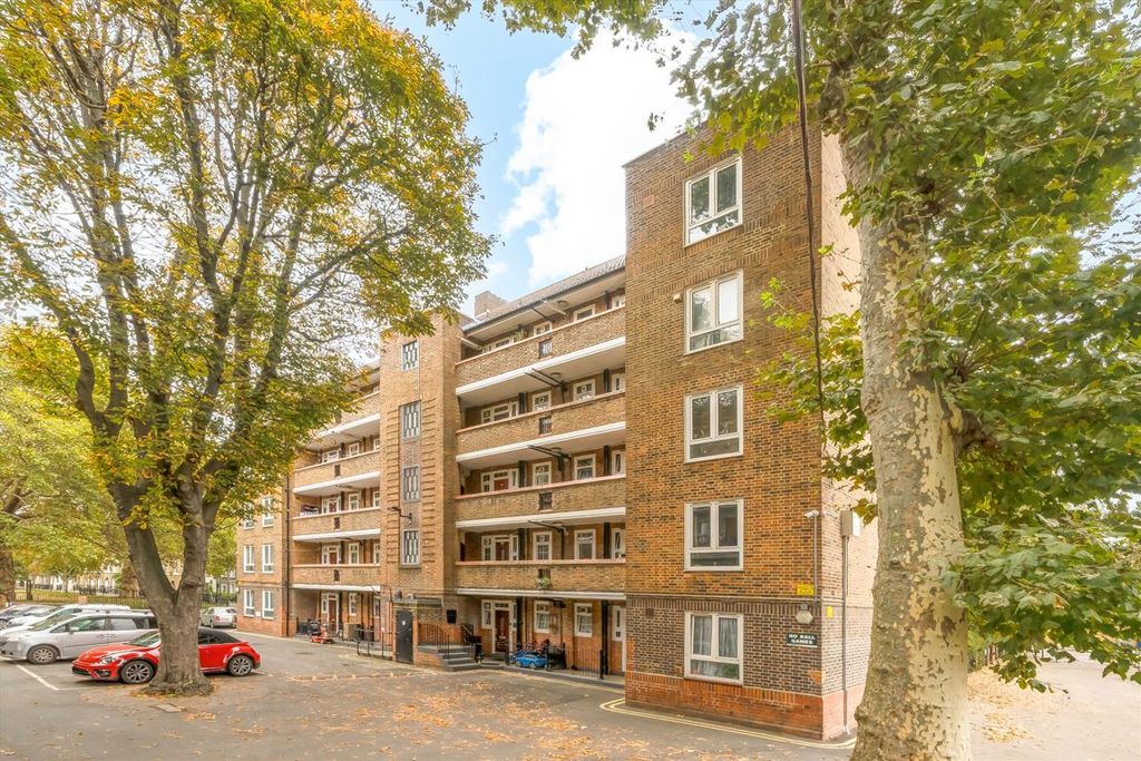 Property photo 1 of 5