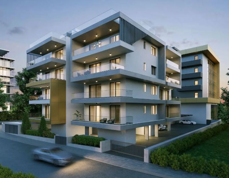 Property photo 1 of 10 Apartment Building