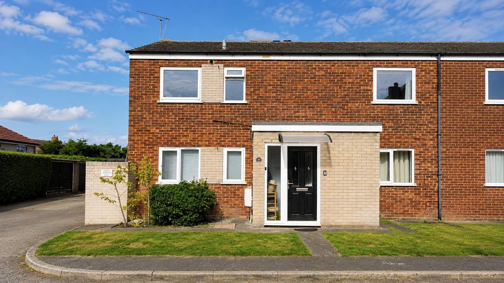 Property photo 2 of 12