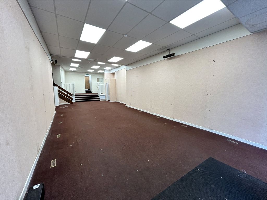 Property photo 2 of 6 Picture No. 20