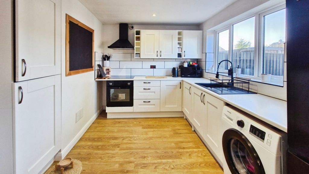 Property photo 2 of 19 8d8Facd1-20251210_113723