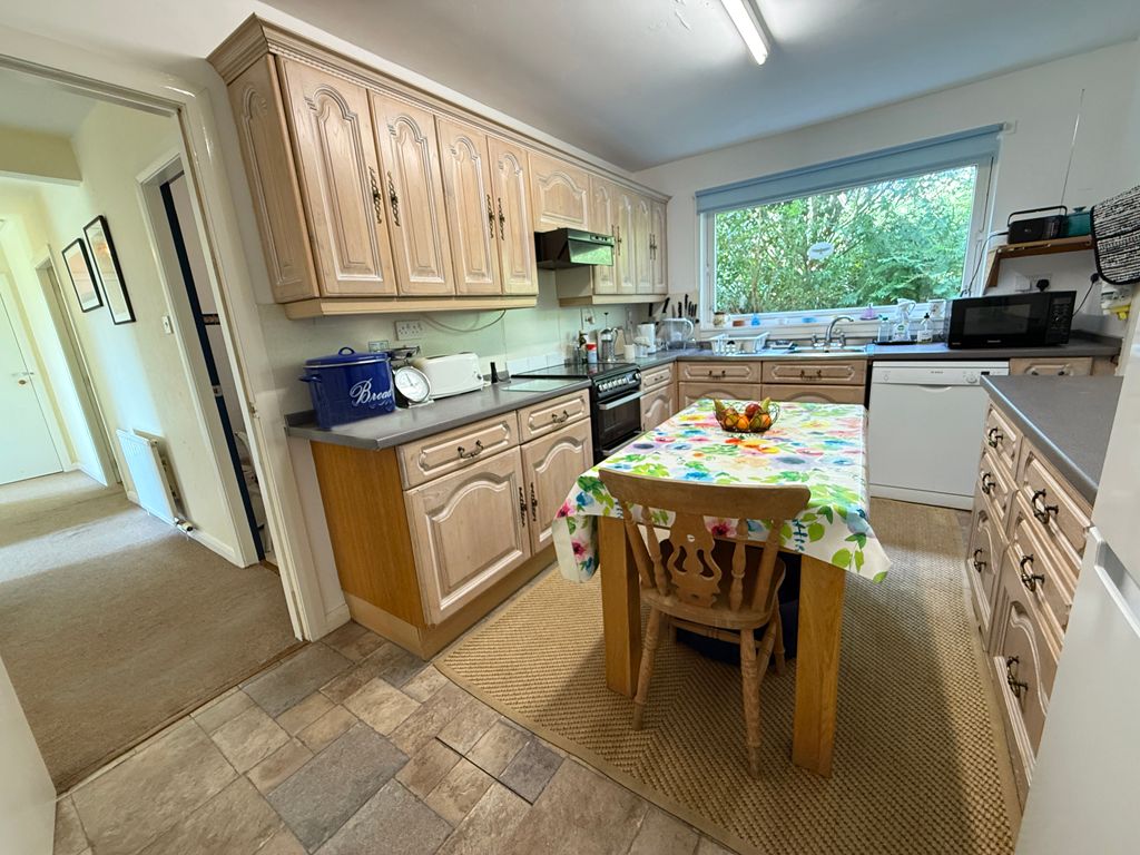 Property photo 1 of 3