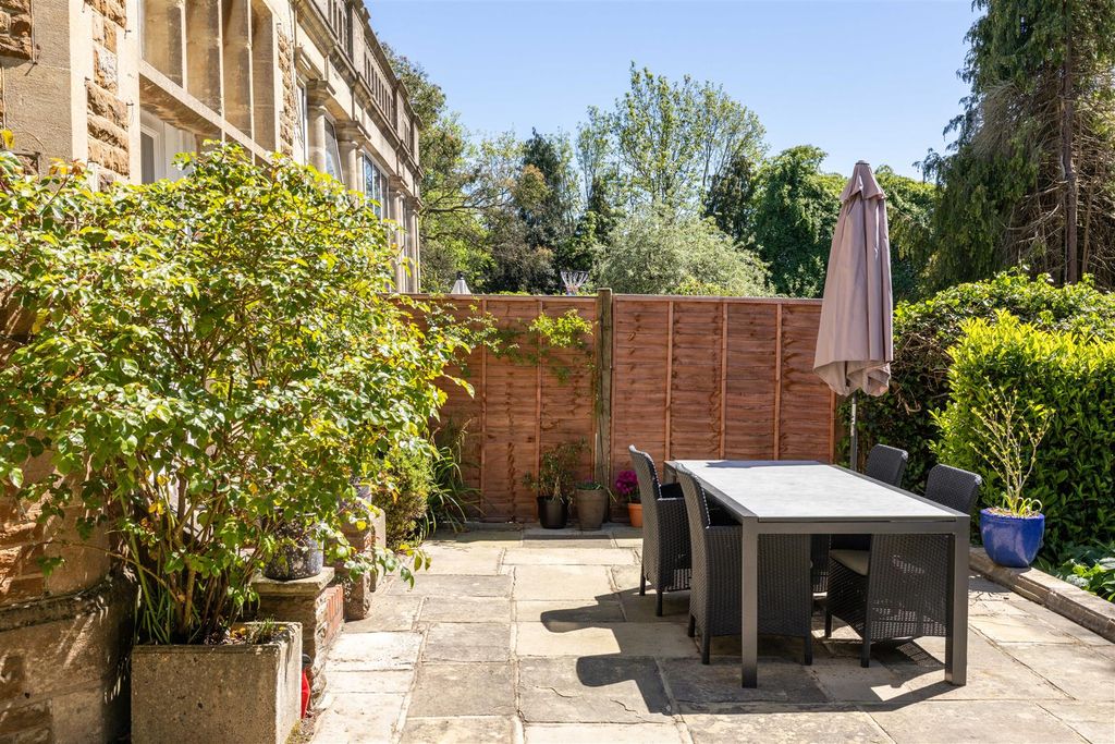 Additional image 19 of 5 bed property for saleGatton Road, Reigate RH2