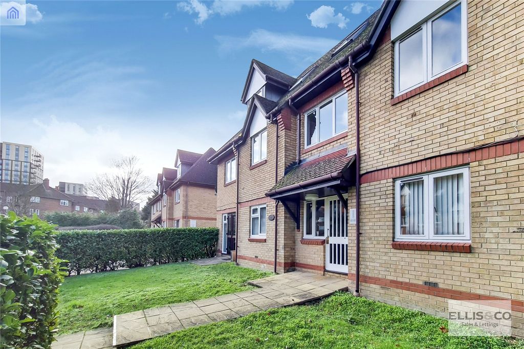 Property photo 2 of 12 Picture No. 14