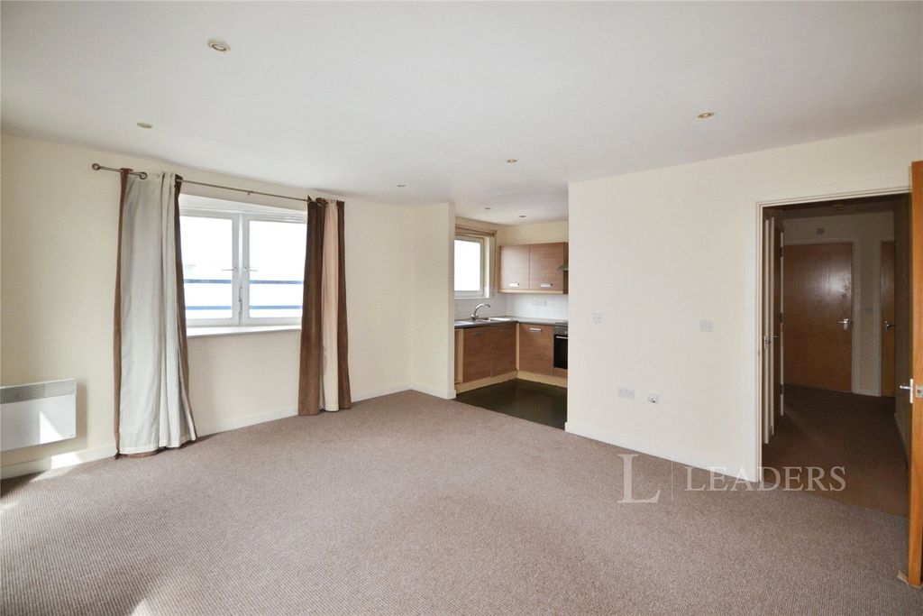 Property photo 3 of 11 Picture No. 53