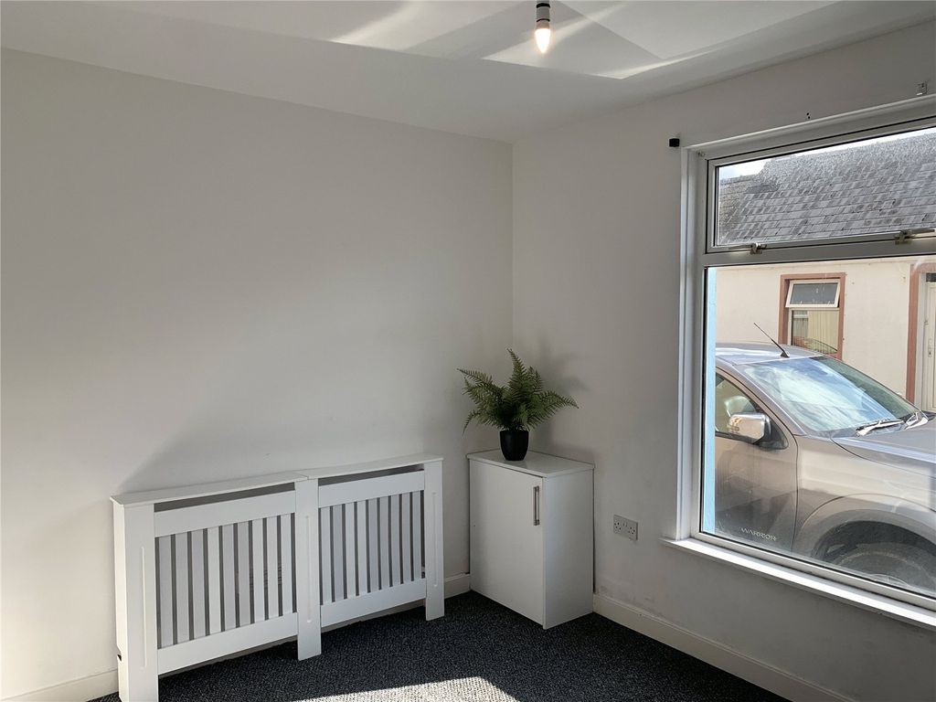 Property photo 3 of 7 Picture No. 06
