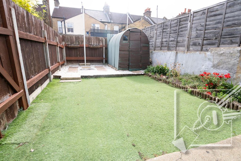 Property photo 2 of 38 Rear Garden