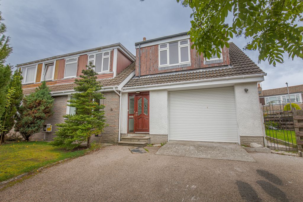 Property photo 1 of 27 Ext2