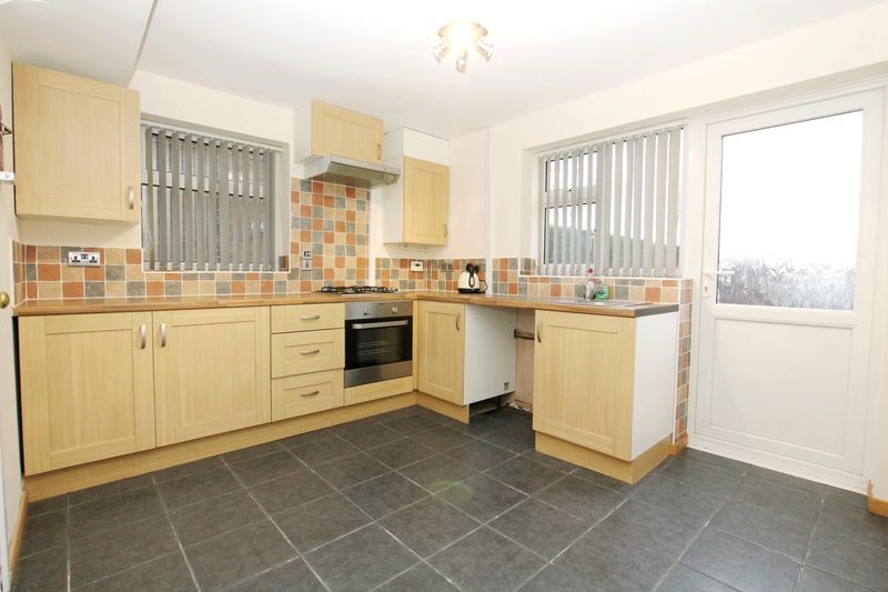 Property photo 2 of 18 Breakfast Kitchen