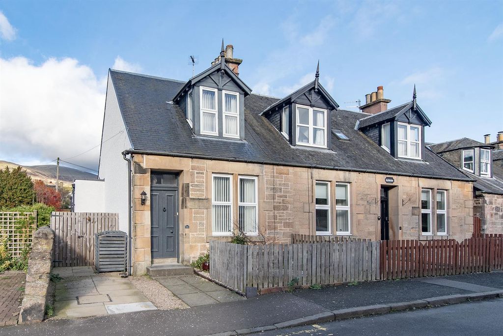 Property photo 1 of 17 001.Jpg