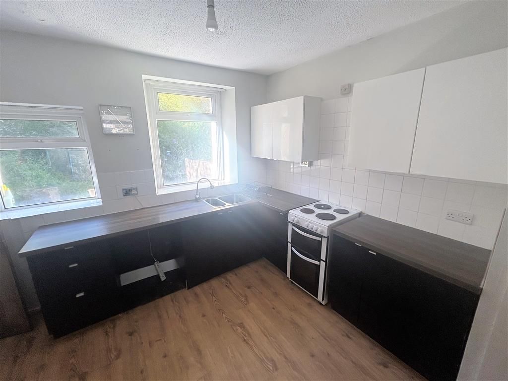Property photo 3 of 10 Image