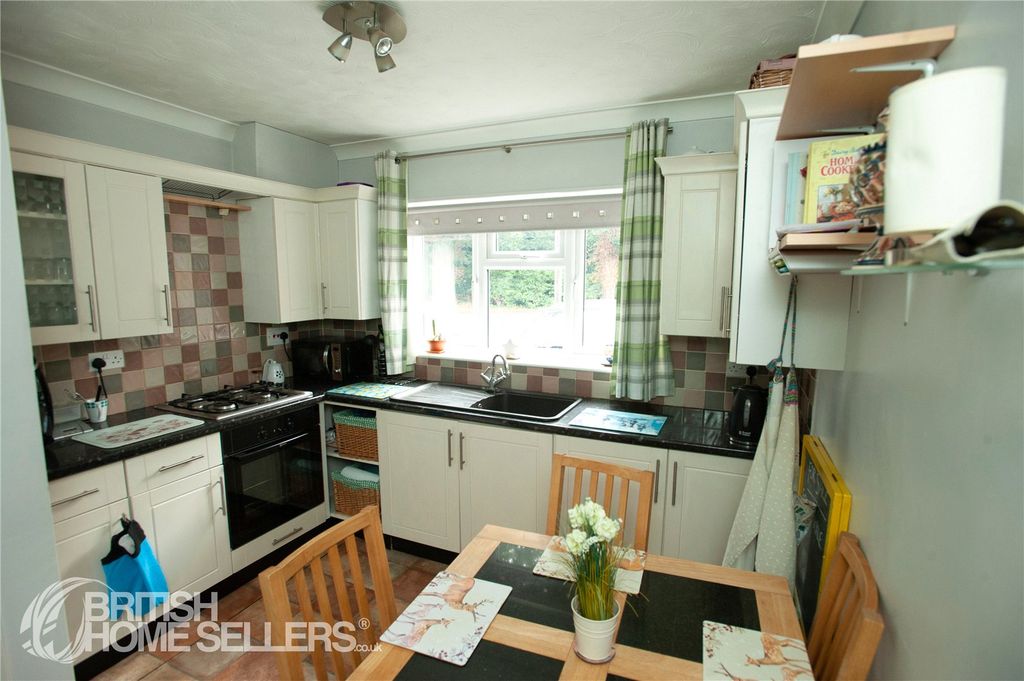 Property photo 2 of 18 2