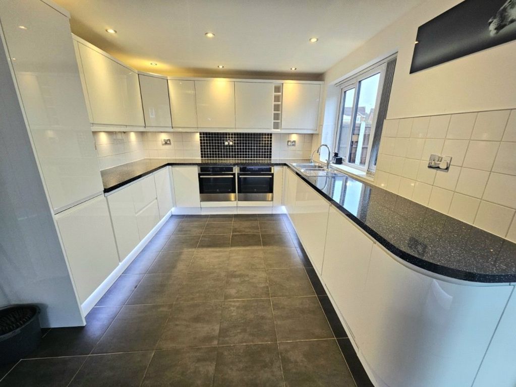 Property photo 2 of 20 Picture No. 04