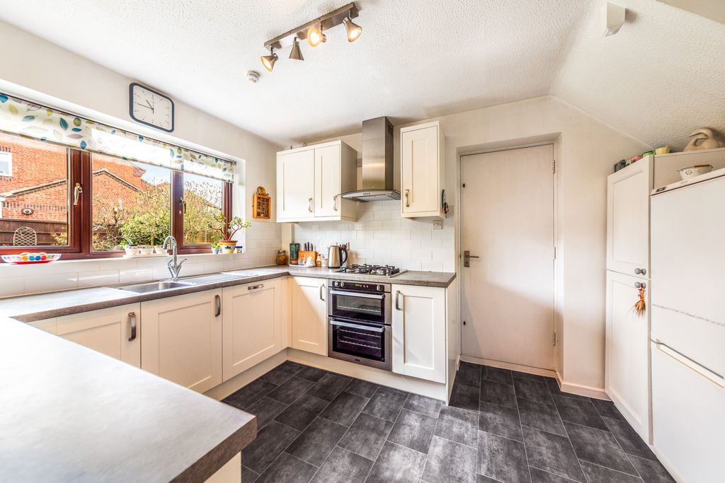 Property photo 2 of 15