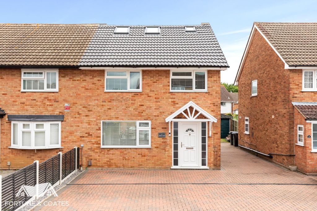 Property photo 1 of 22 Sakinscroft_24.Jpg