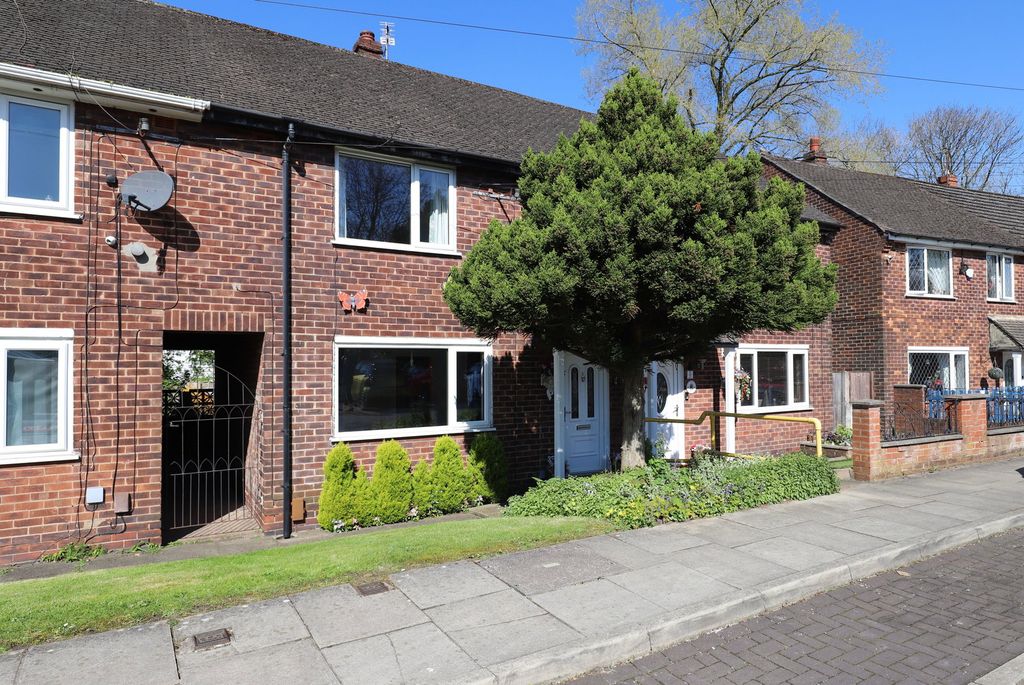 Property photo 2 of 22