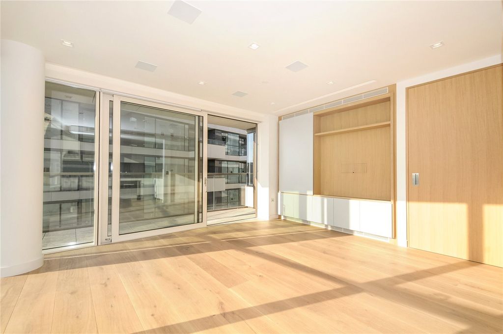 Property photo 3 of 15 Picture No. 25