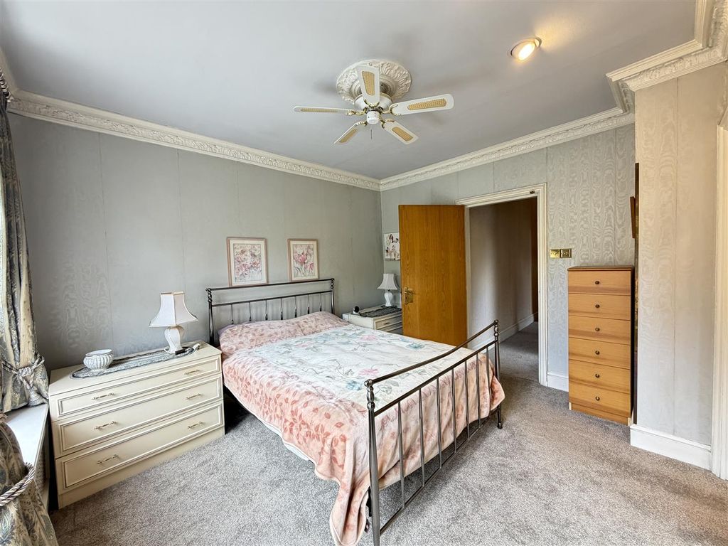 Property photo 3 of 14 Img_8317.Jpg