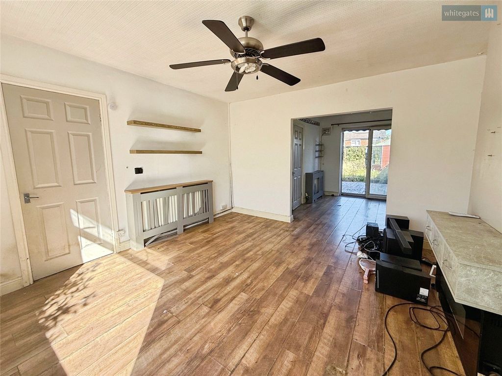 Property photo 3 of 11 Picture No. 07