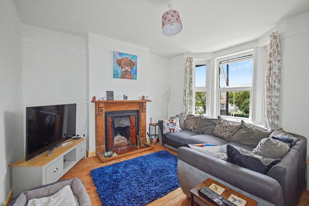 Property photo 2 of 14