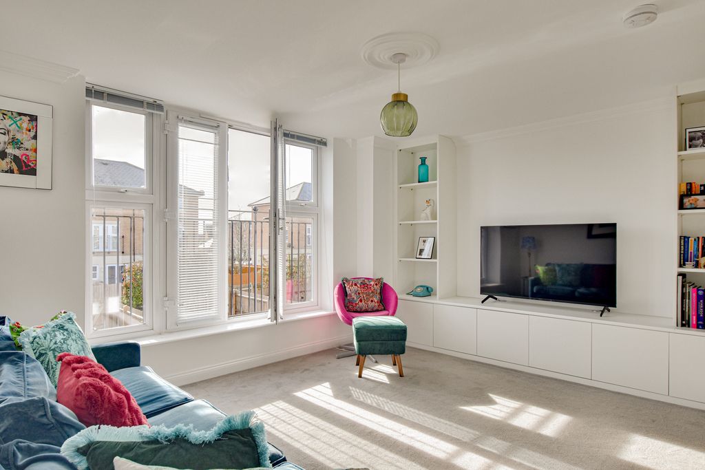 Property photo 2 of 24 Dsc_0083-Dsc_0085