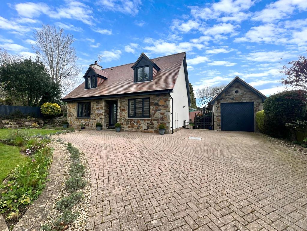 Property photo 1 of 20