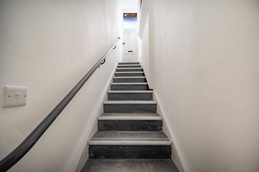 Property photo 1 of 12 Dsc_0086-Hdr.Jpg