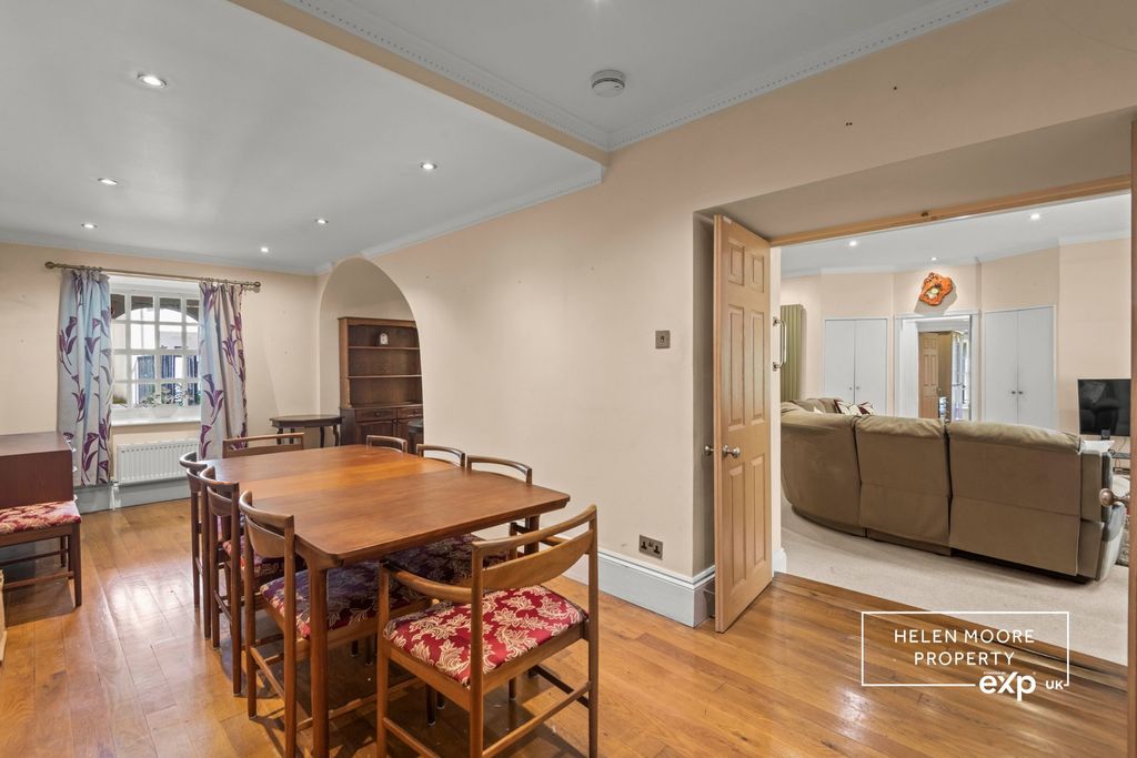 3 bed flat for saleMarley House, South Brent, Devon TQ10 photo 5