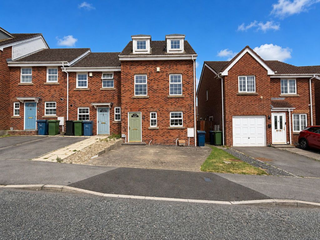 Property photo 1 of 14 External