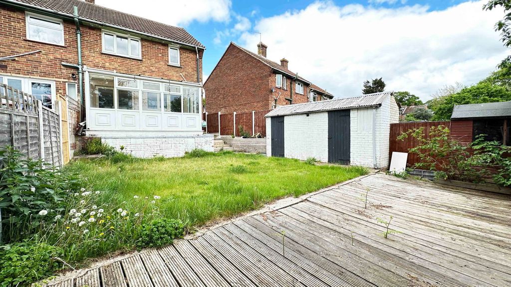 Property photo 1 of 27