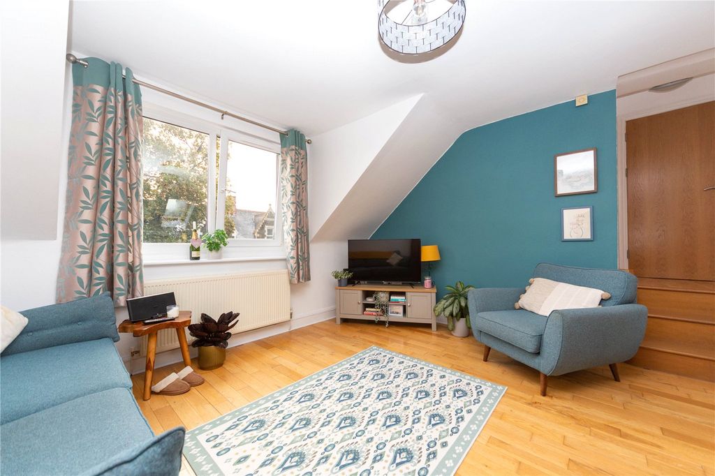 Property photo 2 of 24 Picture No. 02