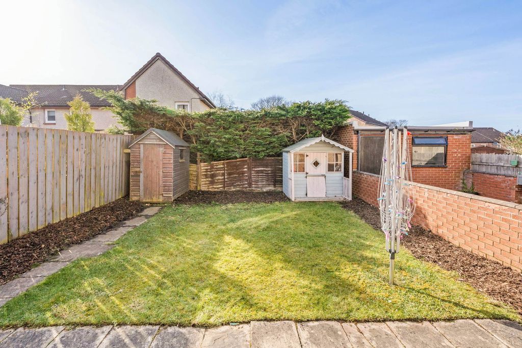 Property photo 2 of 24