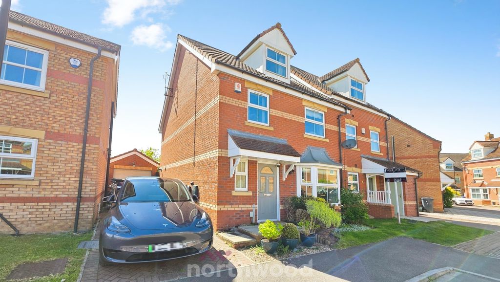Property photo 1 of 36