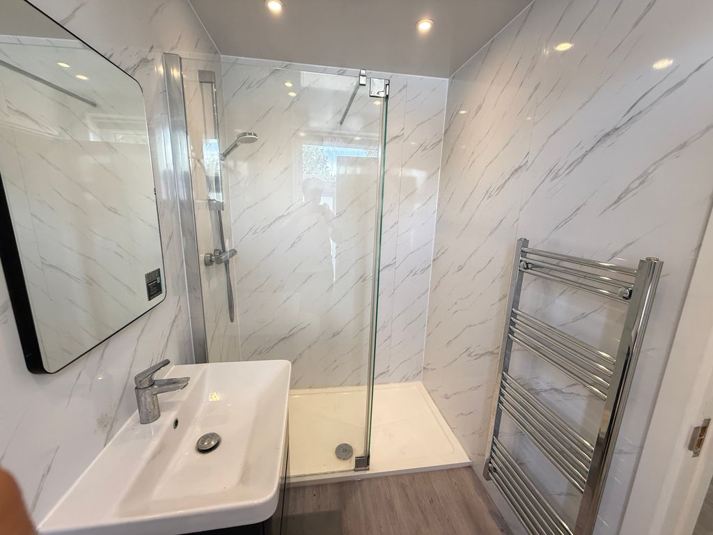 Property photo 2 of 2