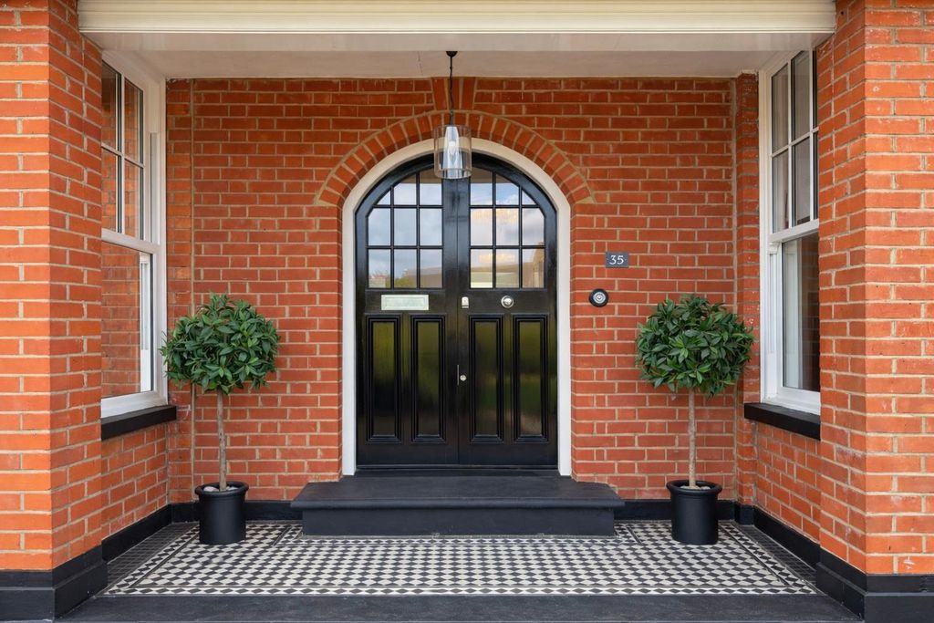 Property photo 3 of 15 Highlands, Greenway.Png