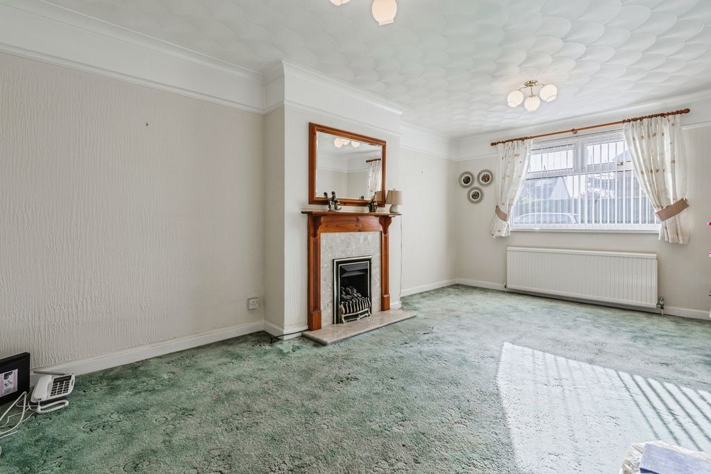 Property photo 3 of 15 Pbox-Img.Jpg