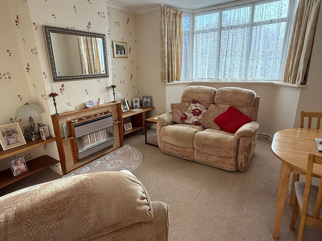 Property photo 3 of 15 Picture No. 46