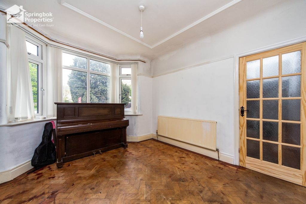 Property photo 3 of 15 2