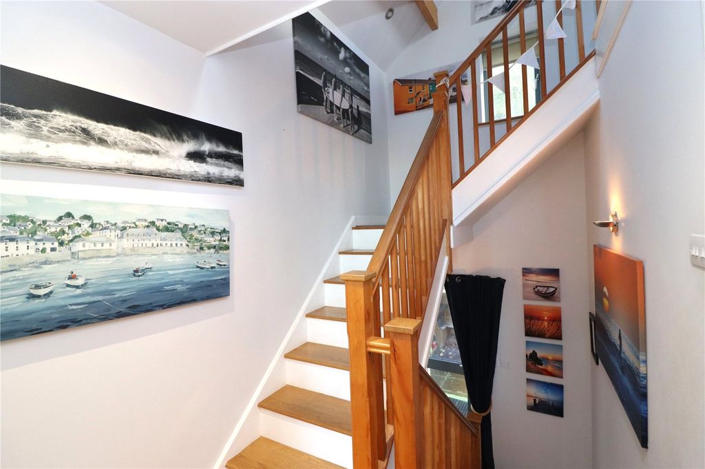 Property photo 3 of 24 Picture No. 25