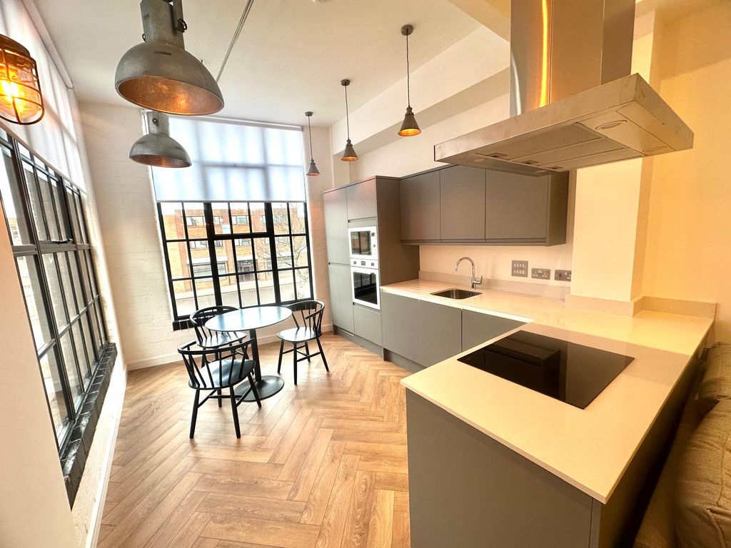 Property photo 1 of 7 Brand New Furnished Apartment In Historic Building