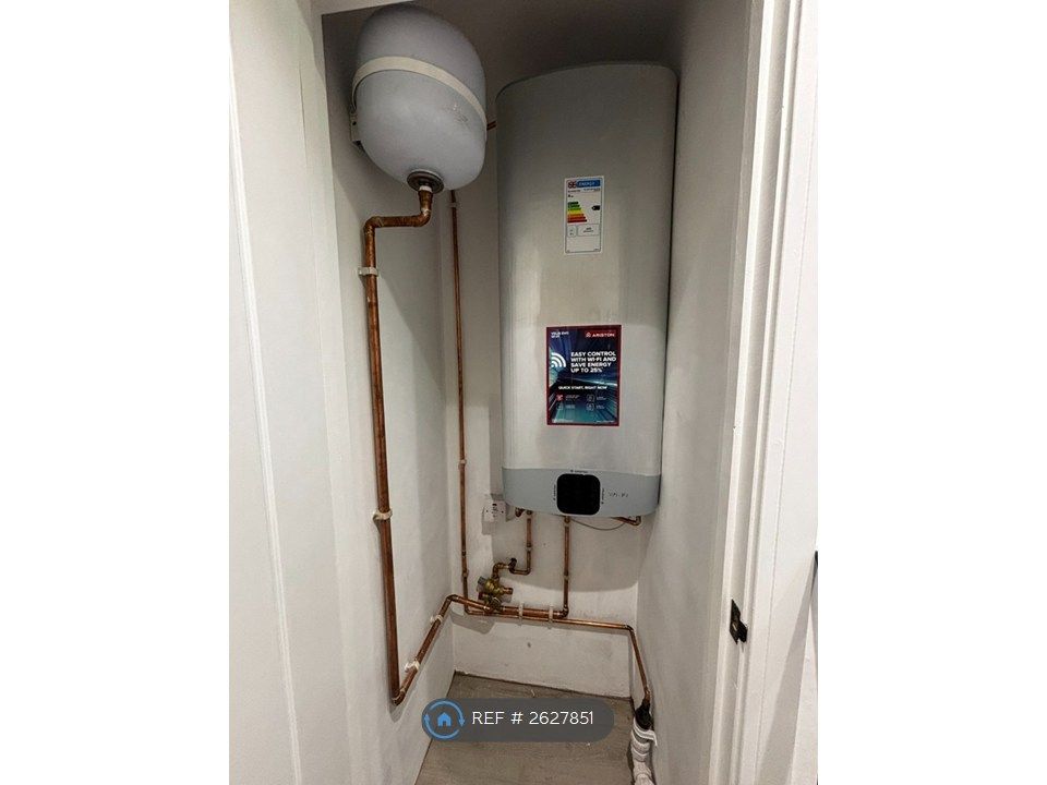 Property photo 3 of 11 New Boiler