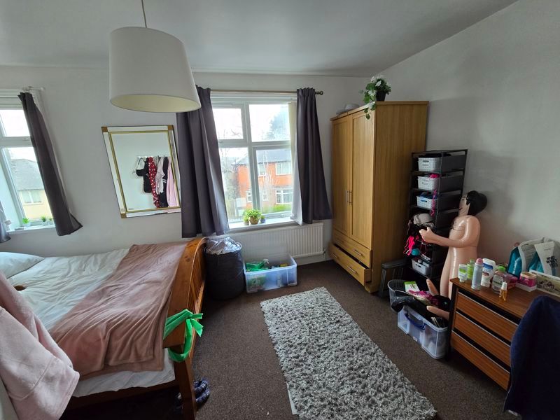 Property photo 3 of 9 Photo 14