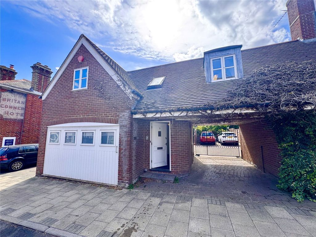 Property photo 1 of 8 Picture No. 15