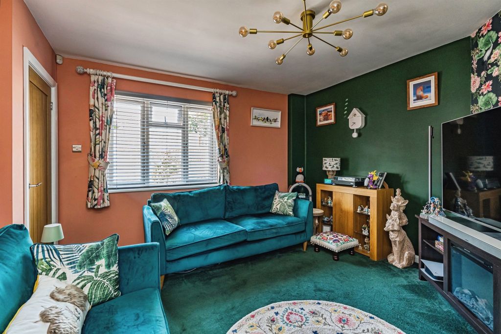 Property photo 2 of 16