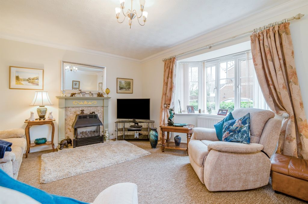 Property photo 3 of 22