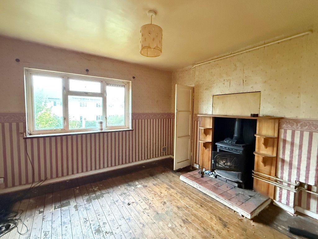 Property photo 2 of 7 Living Room In Need Of Refurbishment