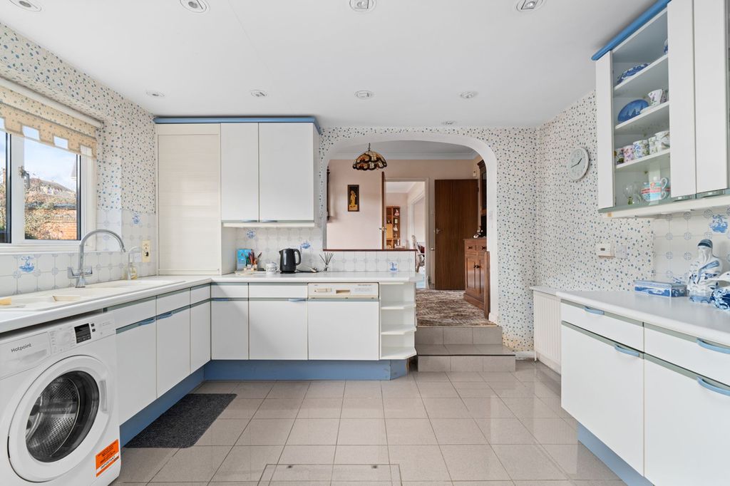 Additional image 11 of 4 bed detached house for saleHartland Road, Epping CM16
