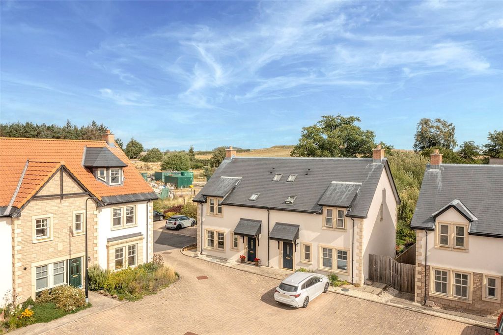 Property photo 1 of 44 Drone